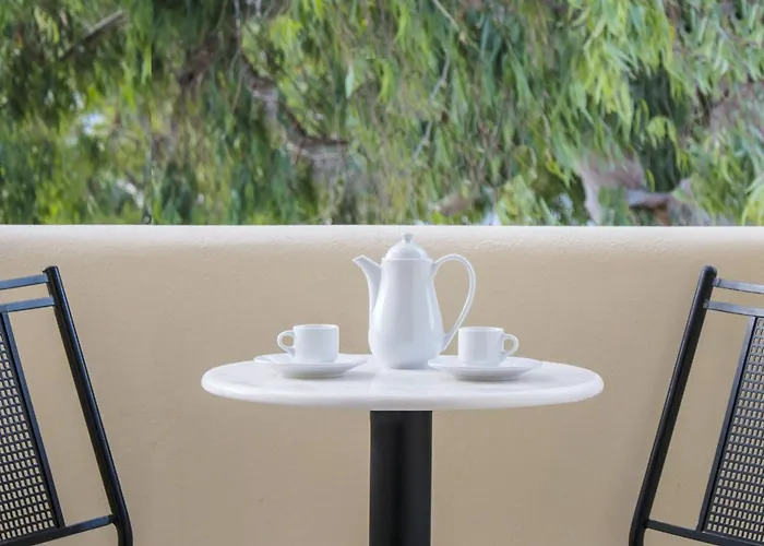 Helios Hotel Períssa