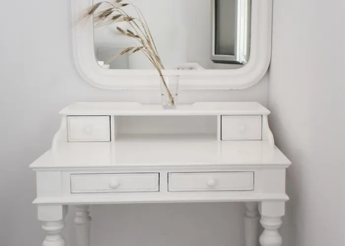 Helios Περίσσα