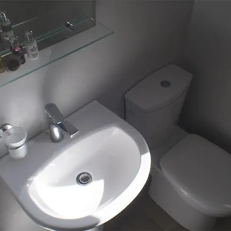 Helios Hotel Perissa (Santorini)