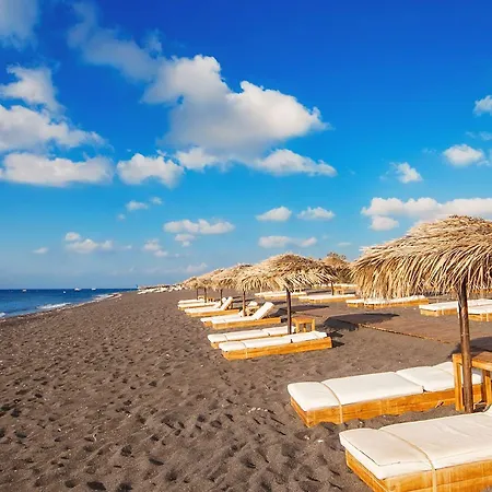 Hotel Helios Perissa (Santorini)