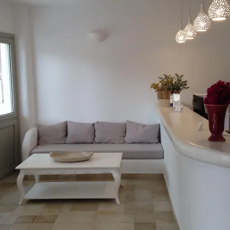 Helios Perissa (Santorini)